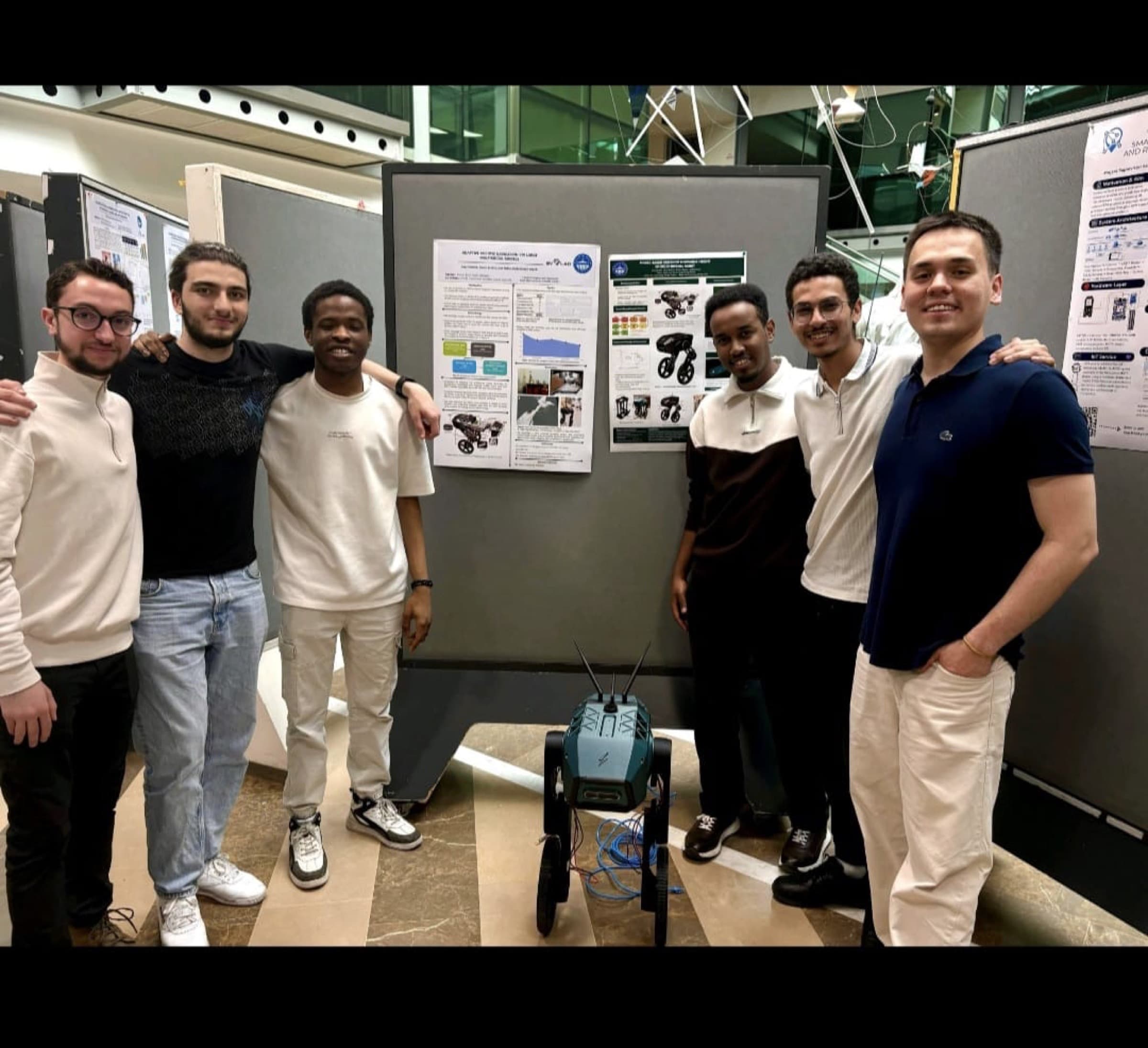Kadir Has Üniversitesi Güvenlik Robotu Projesi fotoğrafı 1
